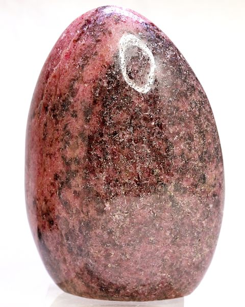 Hovedbilde Rhodonitt, helslipt skulptur