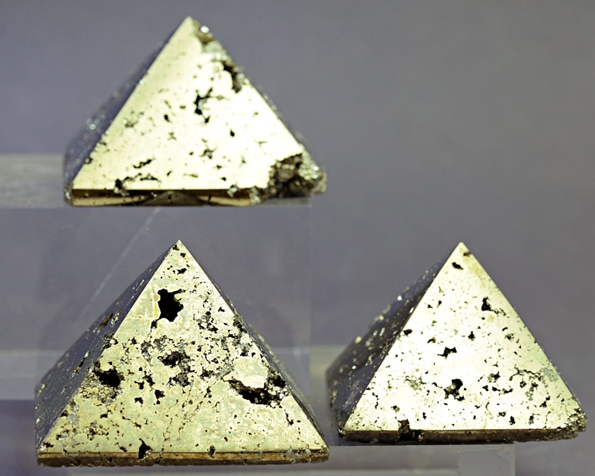 Pyritt, pyramide