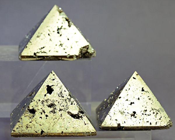Hovedbilde Pyritt, pyramide