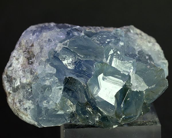 Hovedbilde Cølestinkrystallgruppe fra Madagaskar