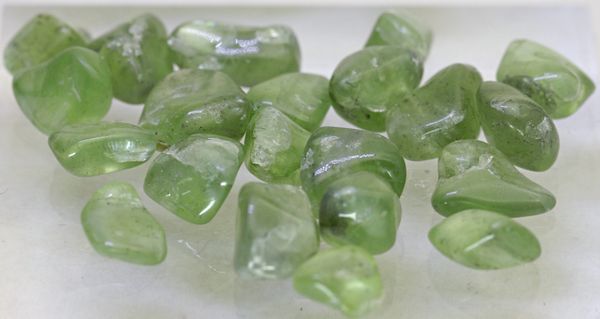 Hovedbilde Tromlet peridot (olivin), Åheim, liten