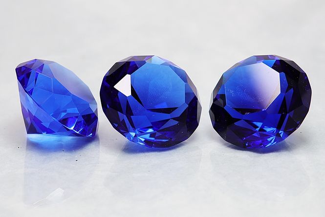 Hovedbilde Blå glassdiamant/