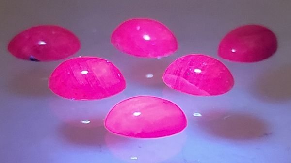 Hovedbilde Cabochon, rubin (eng. ruby), 4 x 6 mm