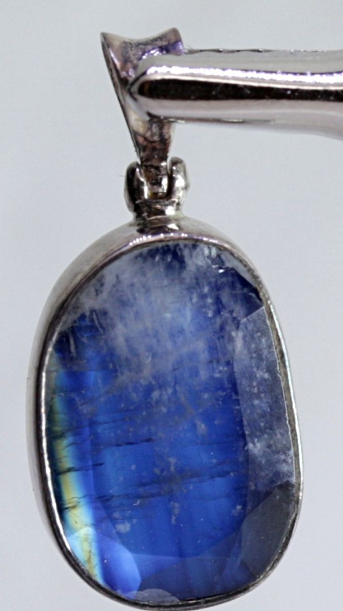 Labradoritt, mørk blå, sølvanheng